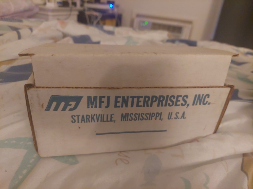 MFJ-812b HF/144/220 SWR WATTMETER