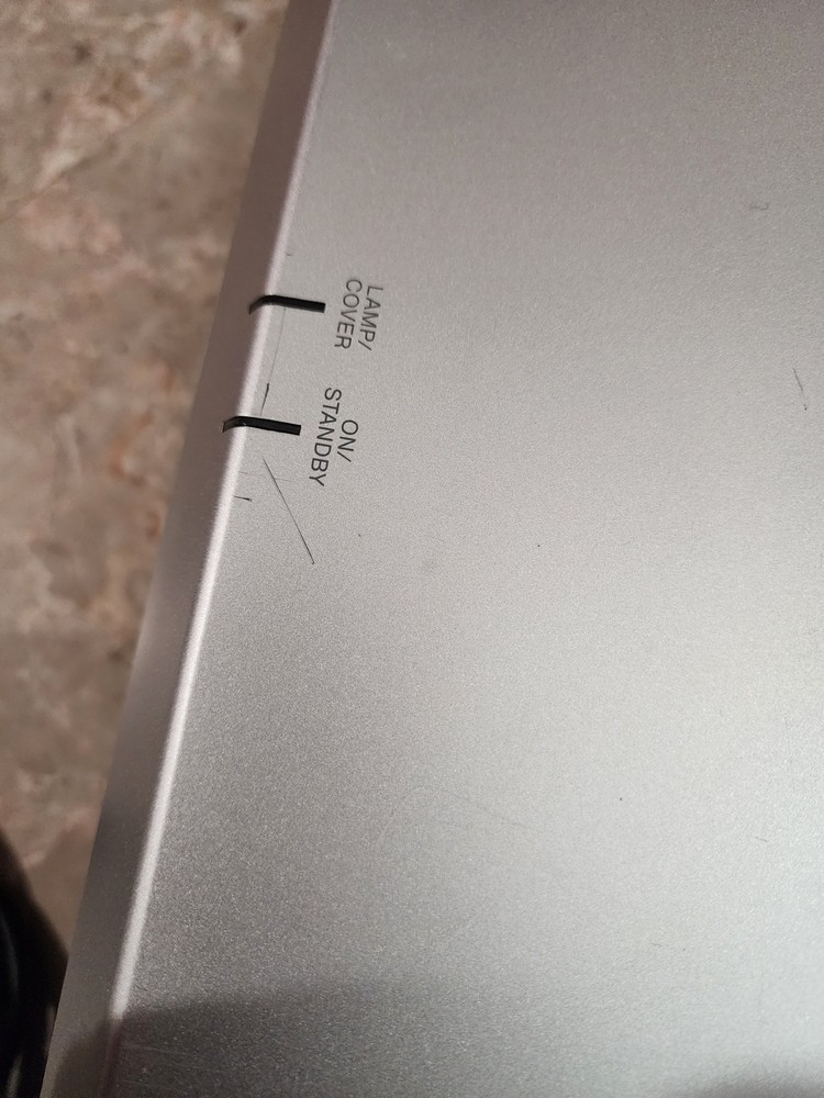 Sony VPL-FX40 Proyector plus replacement lamp no remote control Works Perfect