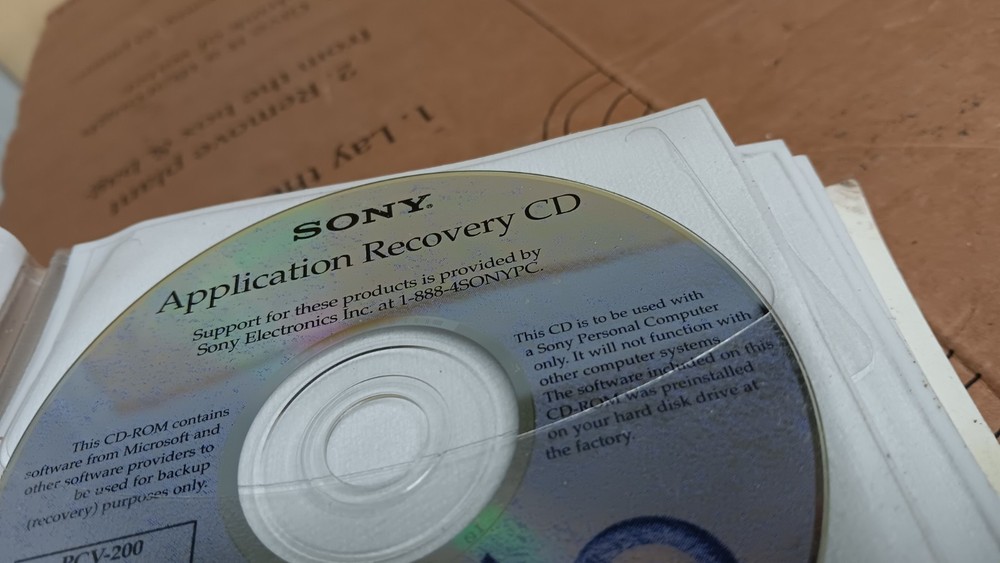 Vintage Sony VAIO Windows 95 Software Library Sony System Recovery CD PCV-200