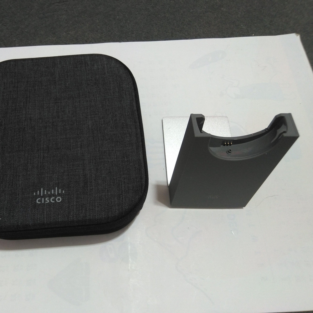 new Cisco Headset 730 Wireless Dual On-Ear + Wireless Charging Stand + USB