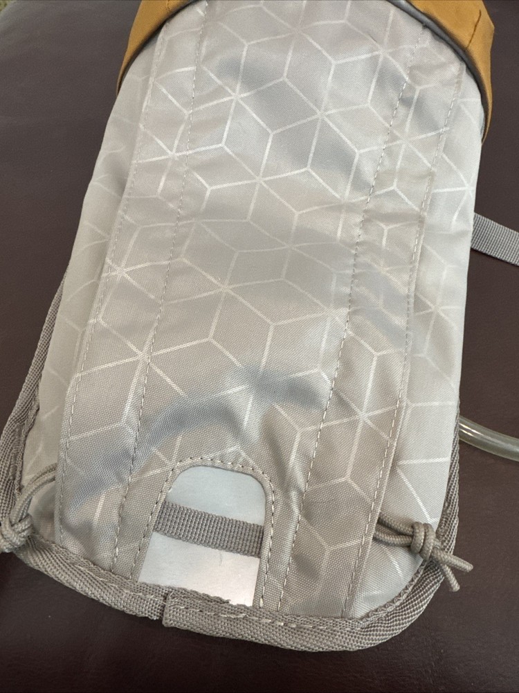 Ozark Trail Hydration Backpack with Hydration Bladder, 2L, Orange/Grey W/Pockets