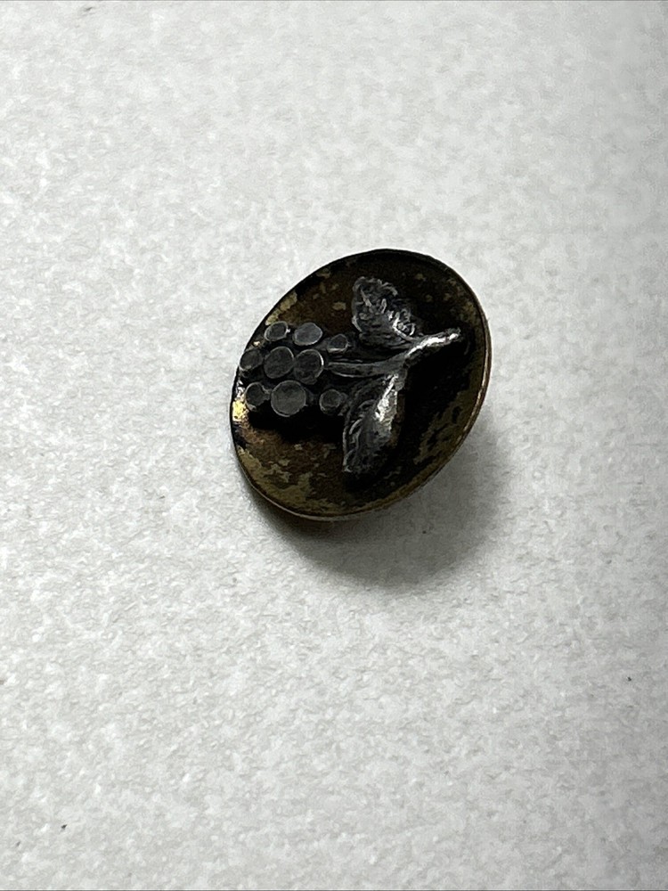 Vintage Brass Fruit Picture Sewing Button Grapes