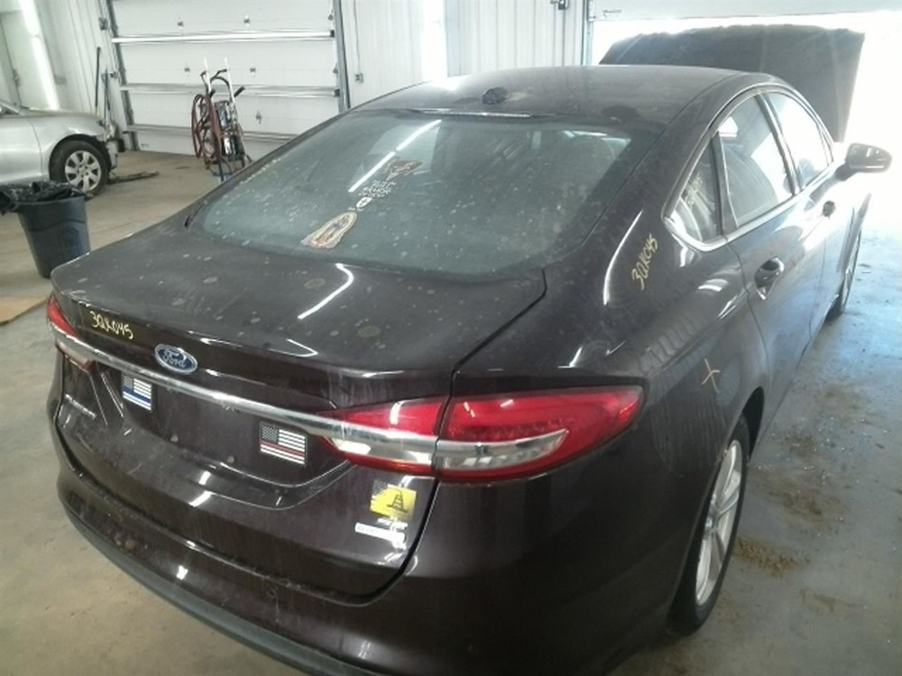 FUSION 2018 High Mounted Stop Light 104728808