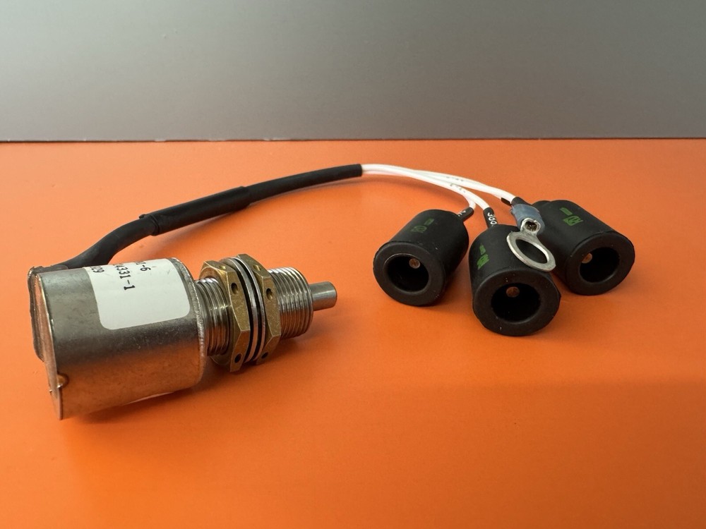 Honeywell Micro Switch 28VDC 4A 1EN1-6 MS24331-1