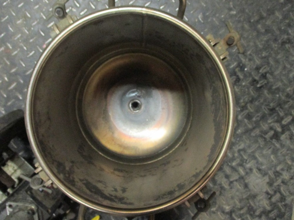 Northland stainless 2.5 gallon tank with Graco agitator