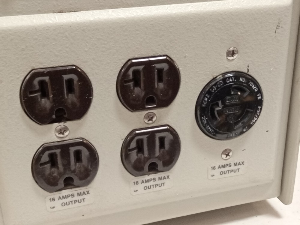 OneAC CB1120 Power Conditioner