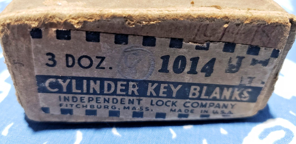 8 Vintage Ornate ILCO USA 1014-J Eagle Lock Key Blanks