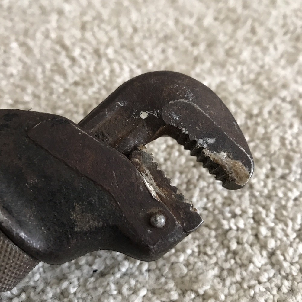 Vintage Ridgid Ridge Tool Co. 8" Offset Pipe Wrench #E8 Elyria O. USA