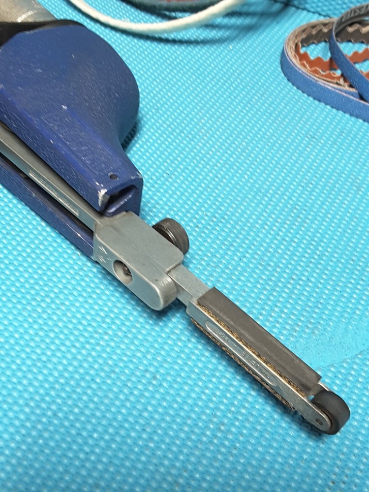 Dynabrade 11000 , Dynafile Belt Sander.