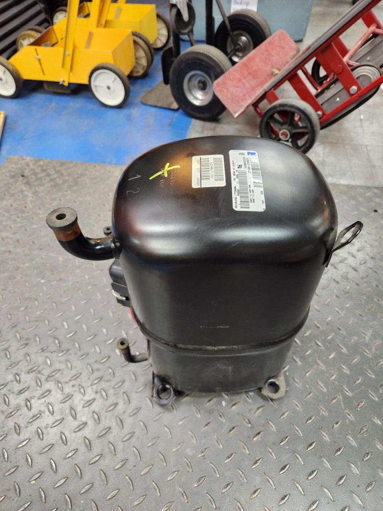 NEW!! TECUMSEH AG144UT-001-J7 COMPRESSOR