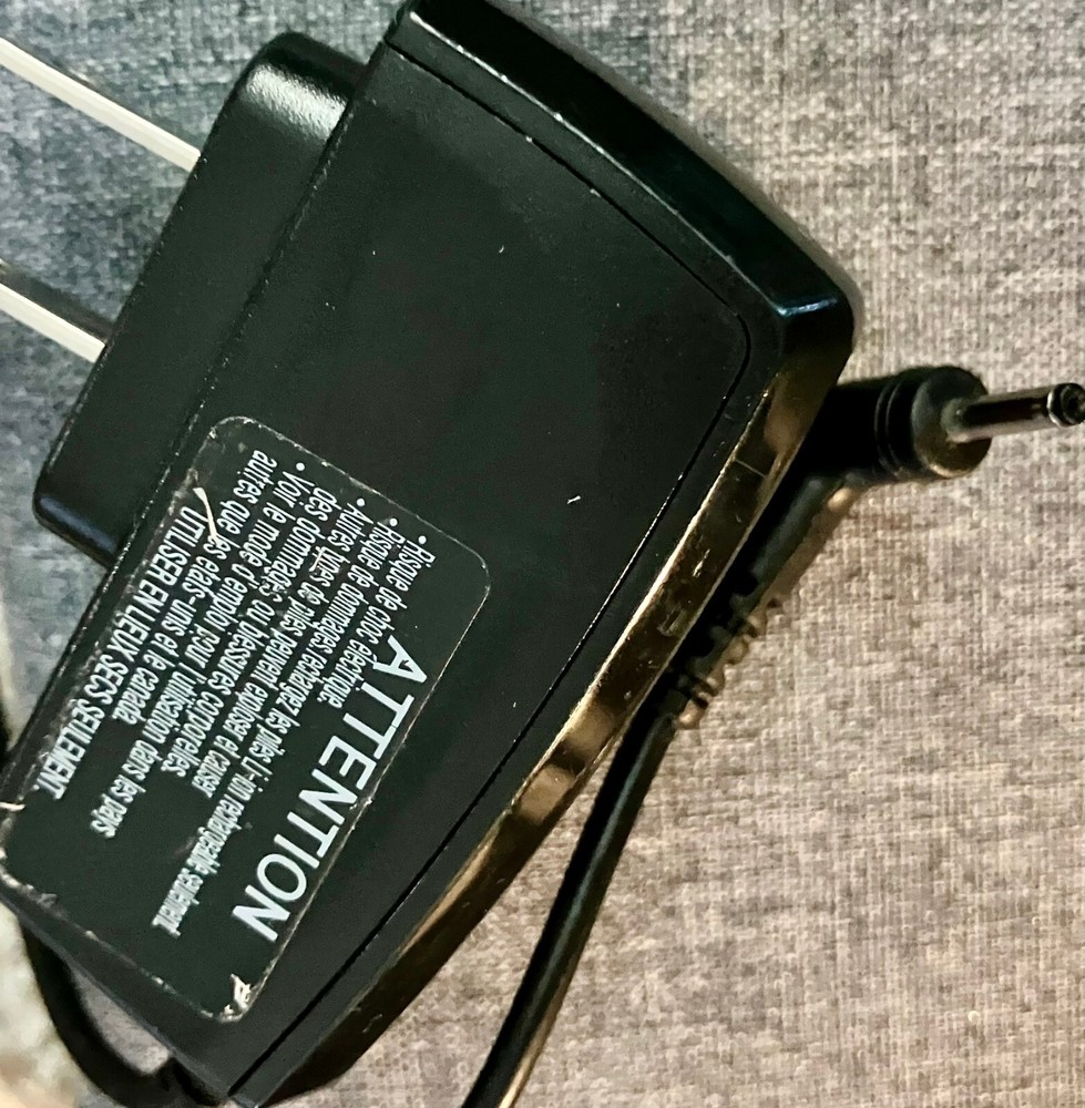 LS-Quadcopter Mini Drone Toy - VERY GOOD