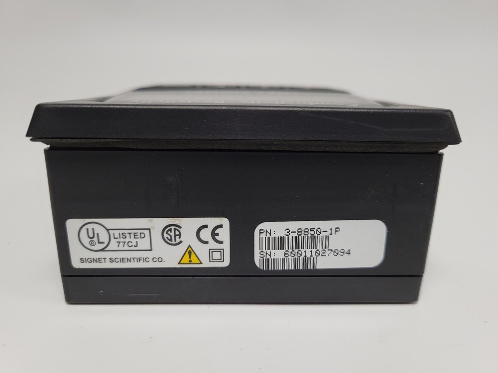 Signet 3-8850-1P Conductivity/Resistivity +GF+ Transmitter, Panel