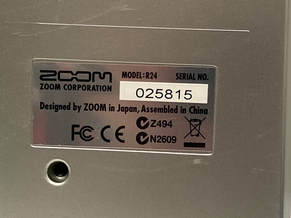 Zoom R24 24 Multi-Track Recorder