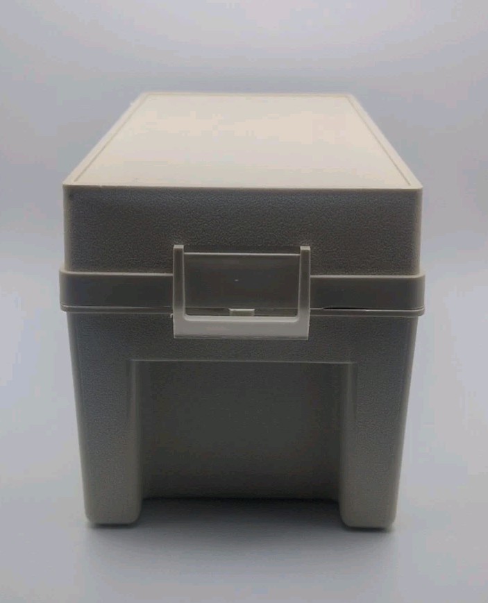 3.5" Floppy Disk Vinyl Storage Box Case Organizer 50 Disks EVCO