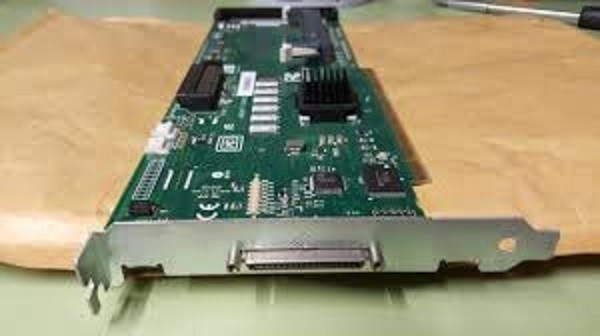HP 305415-001 Smart Array 64X Controller PCB 011817-001 Includes Memory