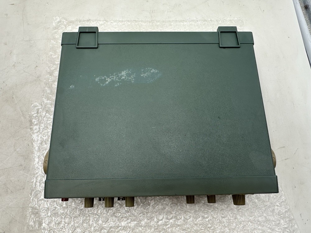 Tektronix CFG250 Function Generator 2MHz- Powers On- Not Fully Tested