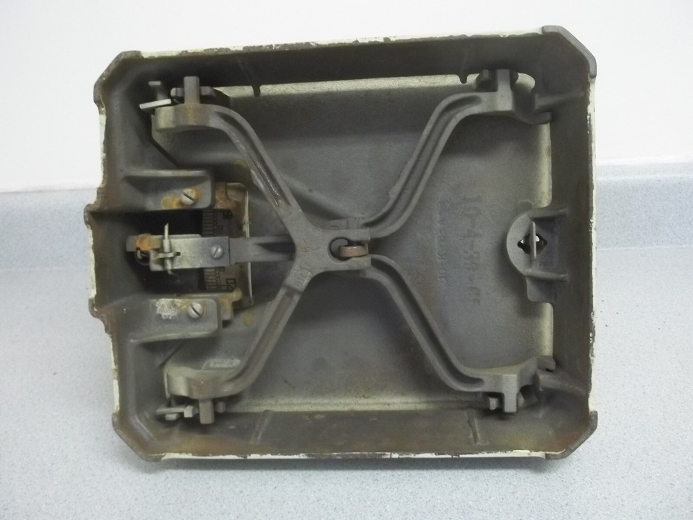 Detecto Lowboy scale Vintage Antique bath scale