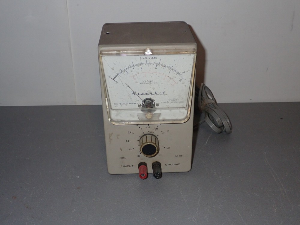 Heathkit IM38 VTVM Vacuum Tube Voltmeter
