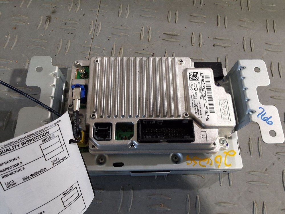 2016-2019 Lincoln MKC Dash Mounted Display Screen