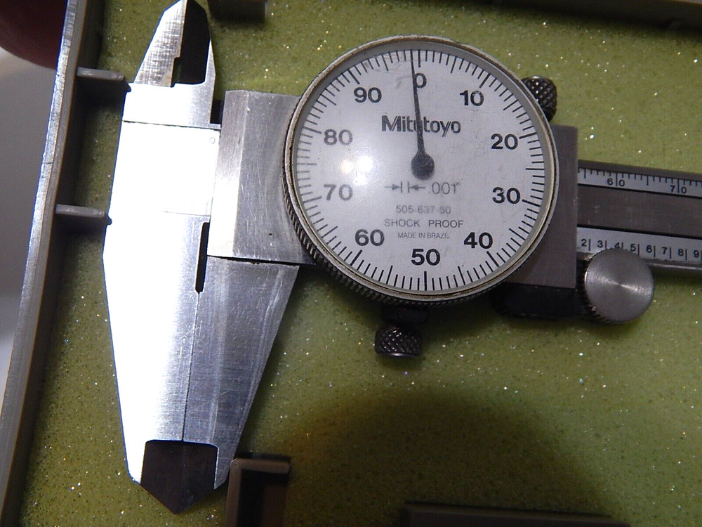 MITUTOYO 505-637-50 0-6" DIAL CALIPER