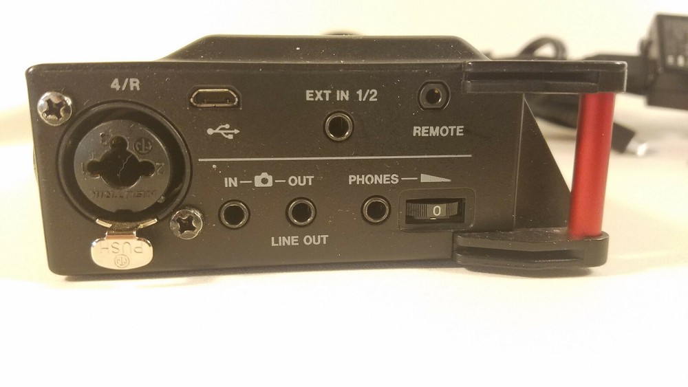Tascam DR-700 Recorder Working Perfectly w/ broken strap mount (read)