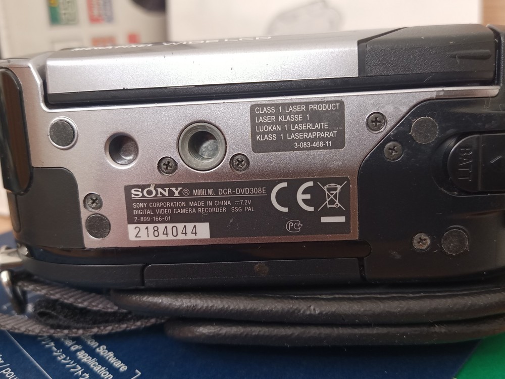 Sony Handycam DCR-DVD308E. Like a New.