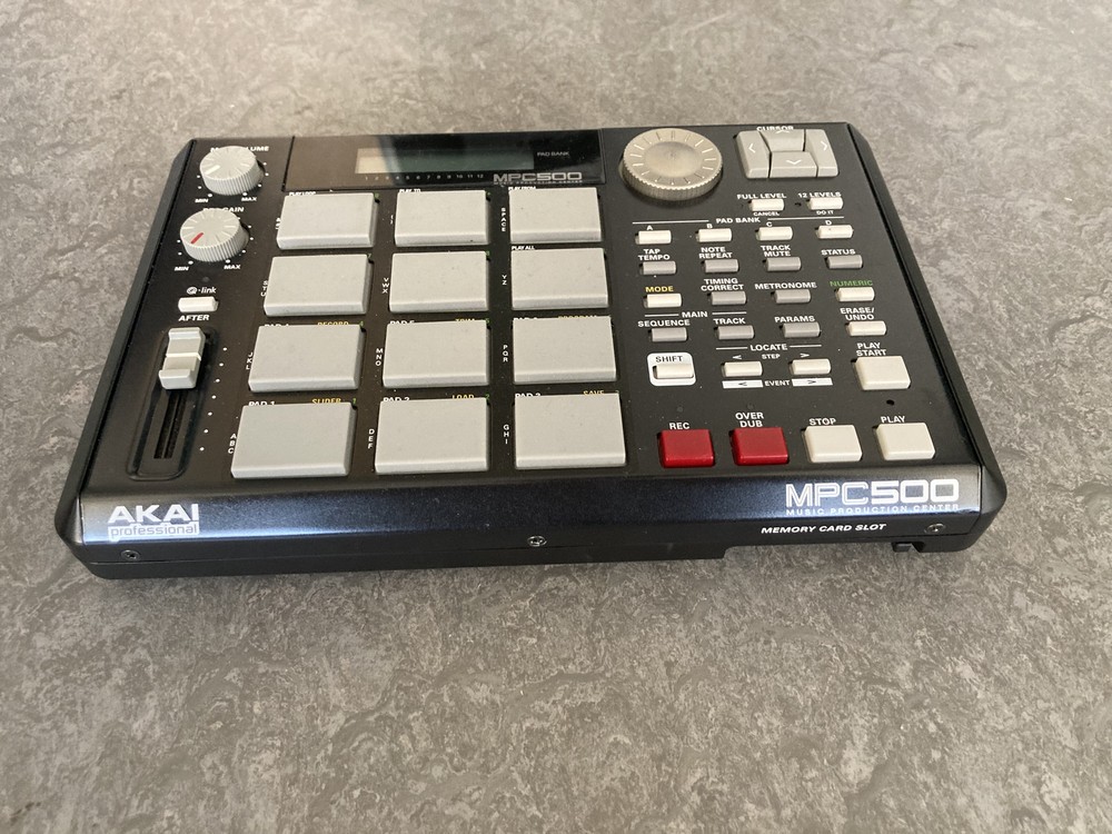Akai Mpc 500