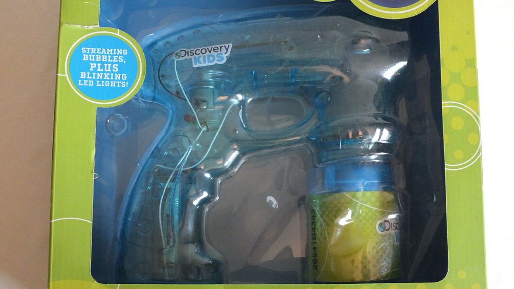 AUTOMATIC BUBBLE BLOWER LIGHT UP DISCOVERY KIDS NON TOXIC