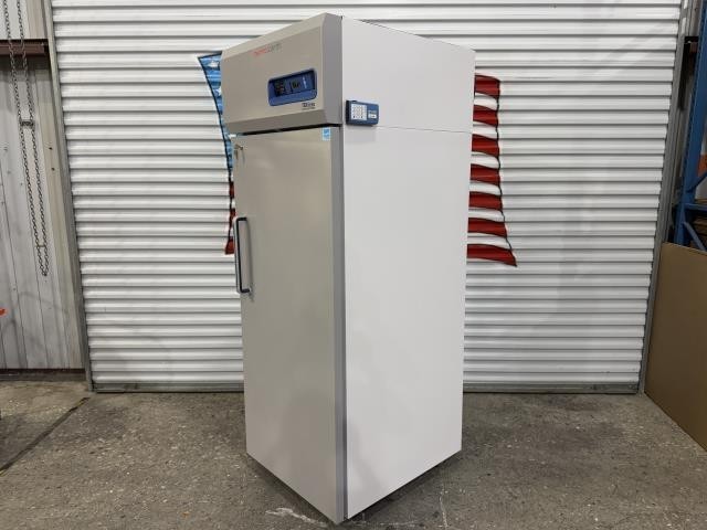Thermo Scientific High Performance Lab Freezer Model: TSX2330FA