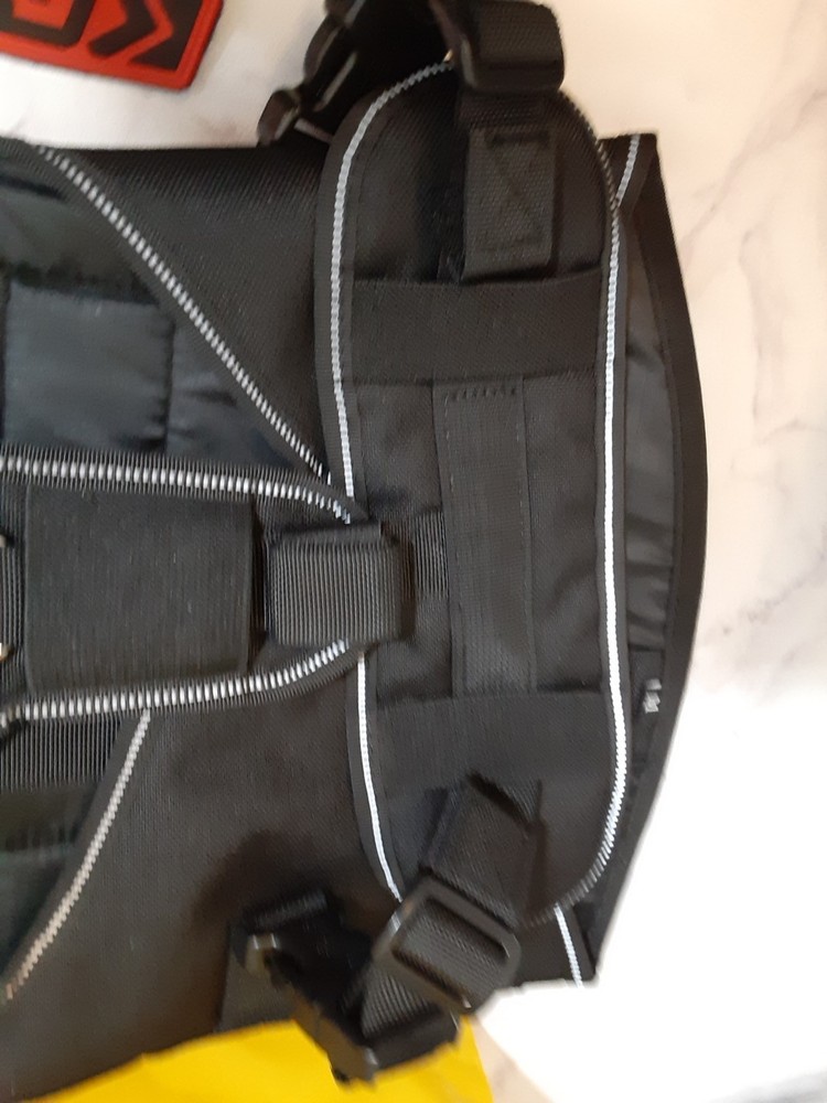 KQP Dog Harness Black Size Medium NWT