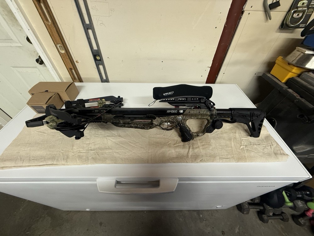 Barnett Xp 390 Crossbow with Arrows