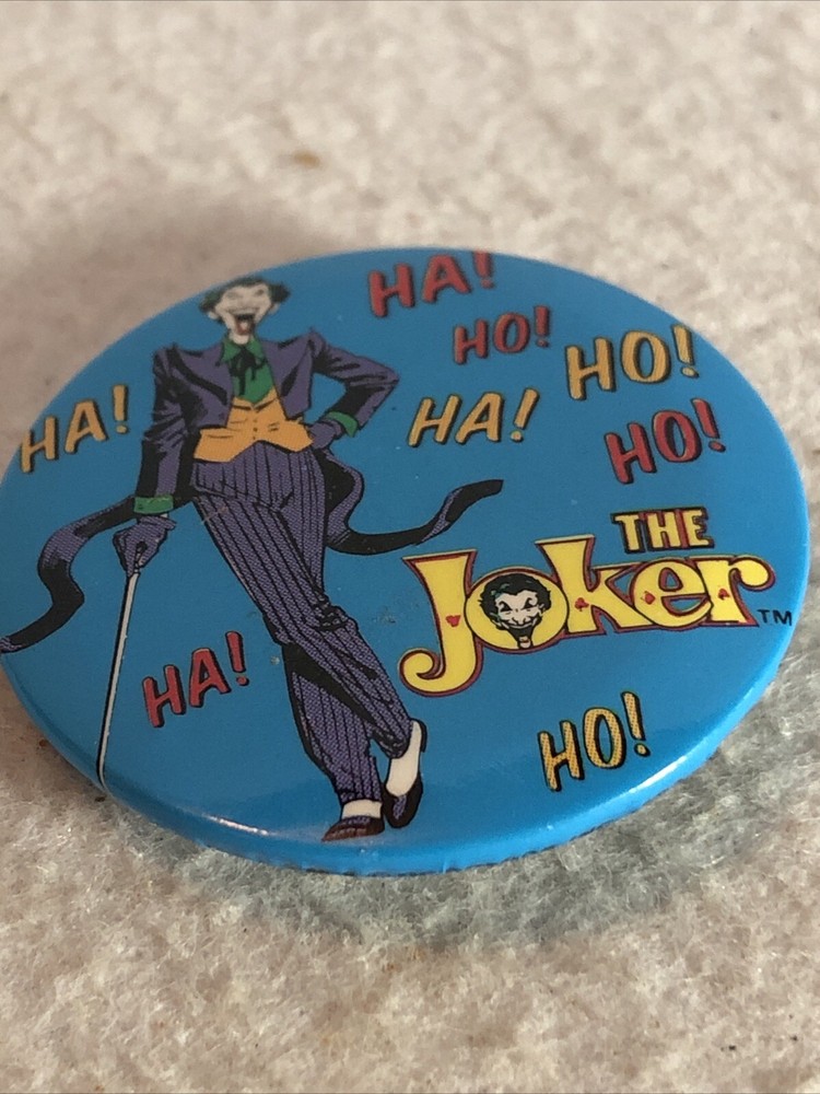 Vintage The Joker 2.6” Pin back Button DC Comics 1982