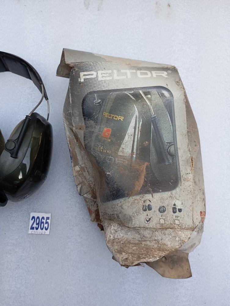 Peltor Optime 2 Ear muffs H520A