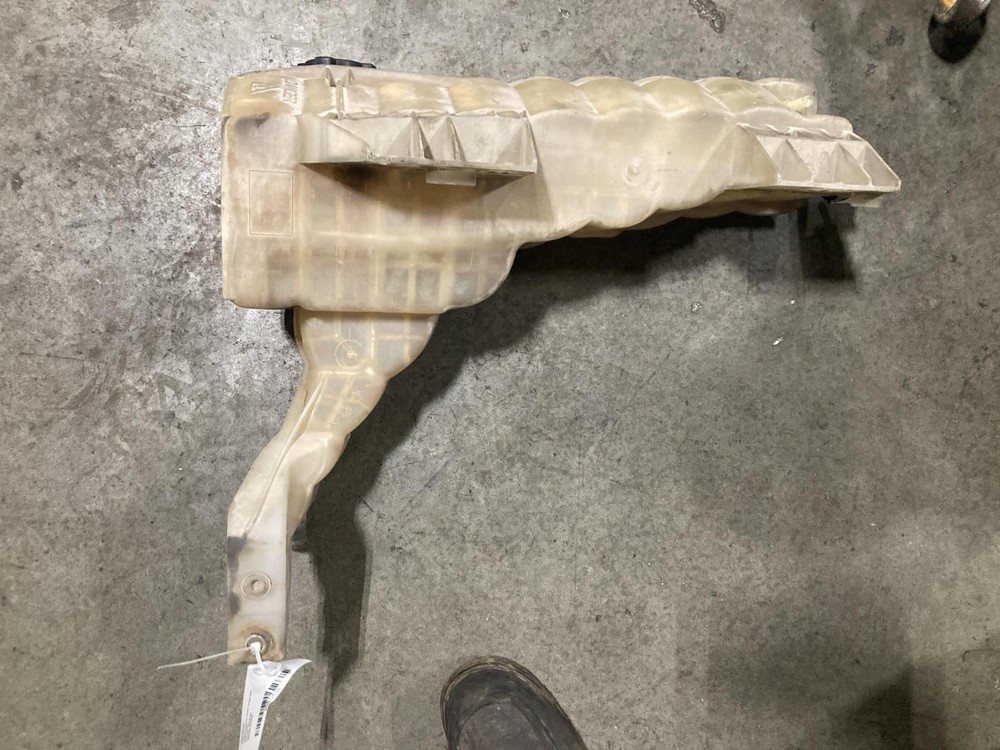 2012-2022 Peterbilt 579 Radiator Overflow Bottle - Used
