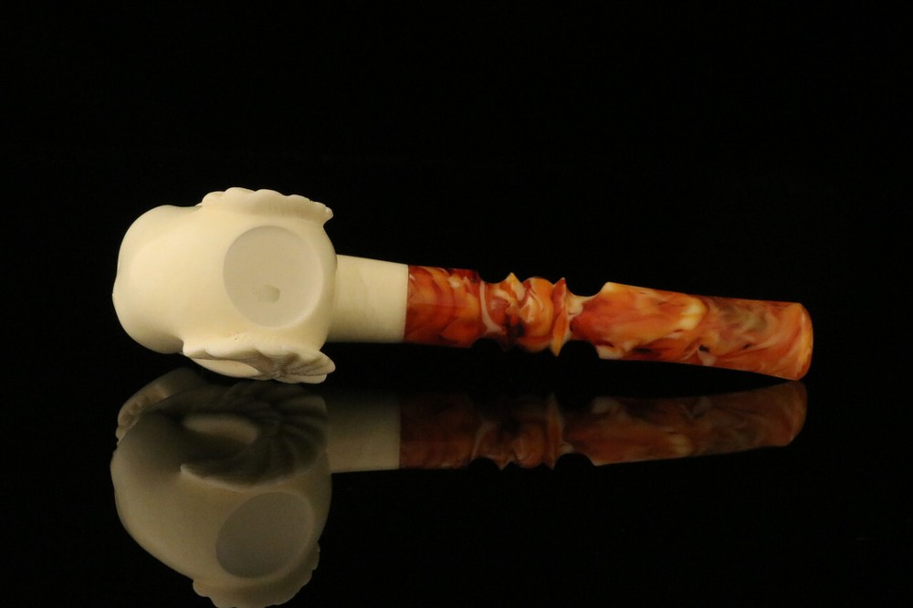 srv - Winged Skull Block Meerschaum Pipe with custom case M2413