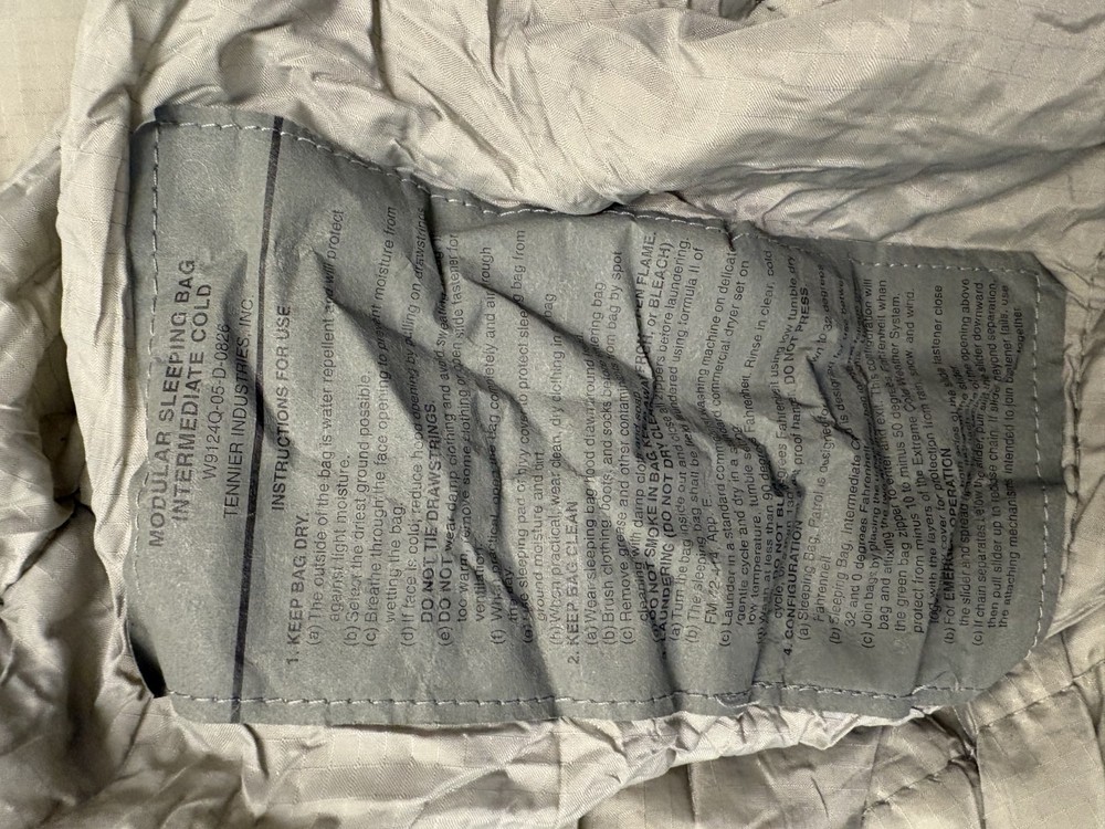 Miltary modular sleeping bag intermediate cold in great shape ready to go!