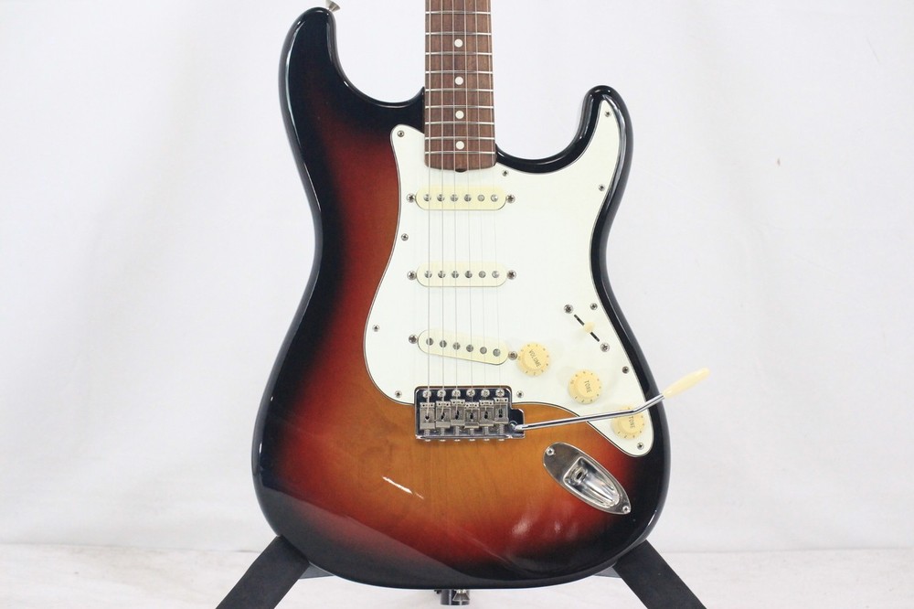 Fender ST62-53 Electric Guitar #BE11414