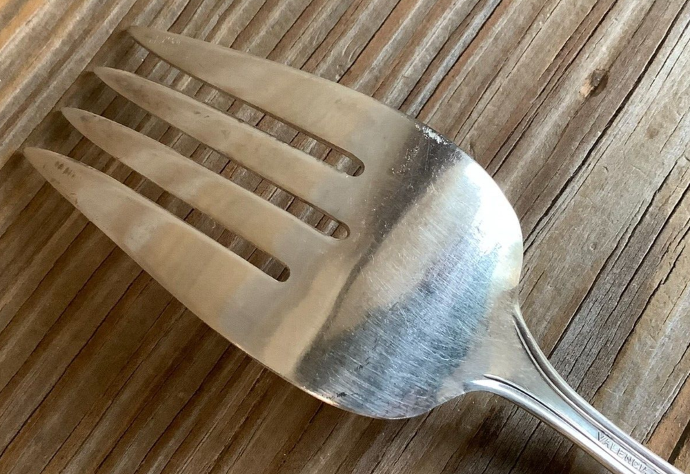 VALENCIA SILVER PLATE - (mid-cent) VALENCIA - COLD MEAT SERVING FORK - 8 5/8"