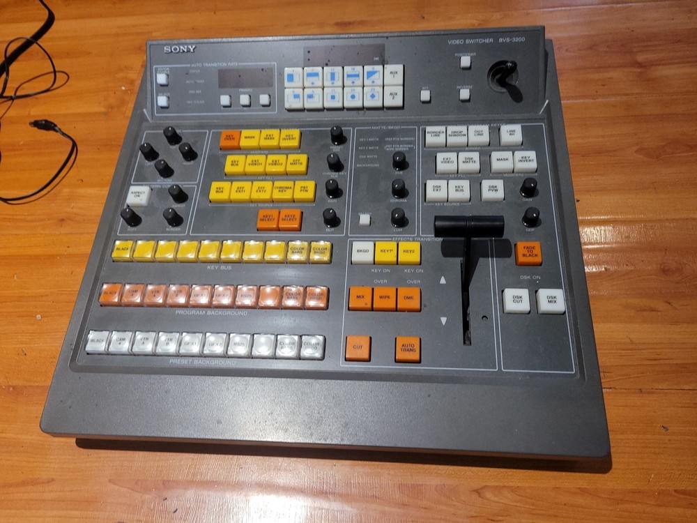 Sony BVS-3200 Video Switcher