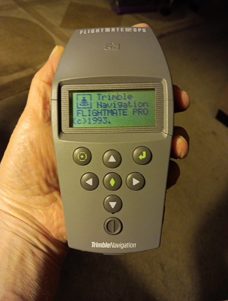 VINTAGE TRIMBLE FLIGHT MATE GPS-visibly Working
