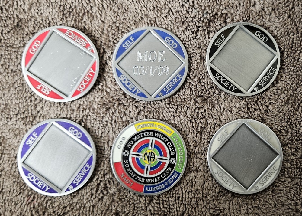 Narcotics Anonymous Medallion Custom Engraved with Name/clean Date.