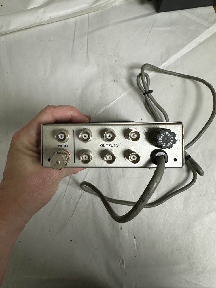 Videotek VDA-16 Video Distribution Amplifier