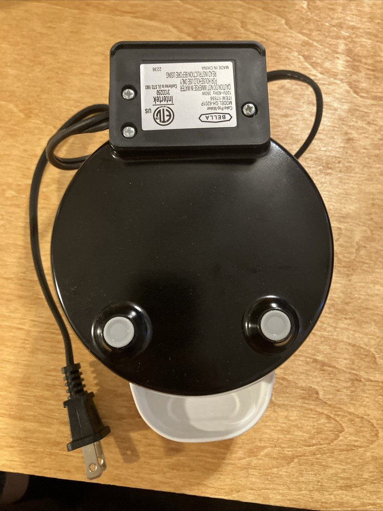 Bella Mini Cake Pop Maker White Nonstick Cooking Compact Easy Store 350 Watts