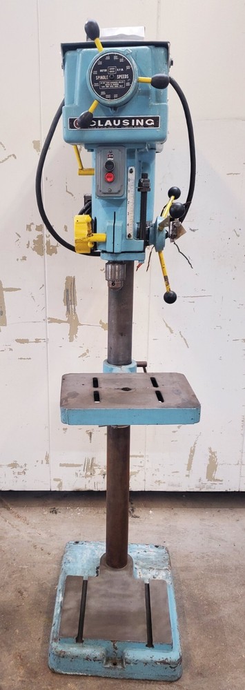 CLAUSING CORP 14" VARIABLE SPEED DRILL PRESS MODEL 1689 RPM 1725 208 VOLTS 3.2A
