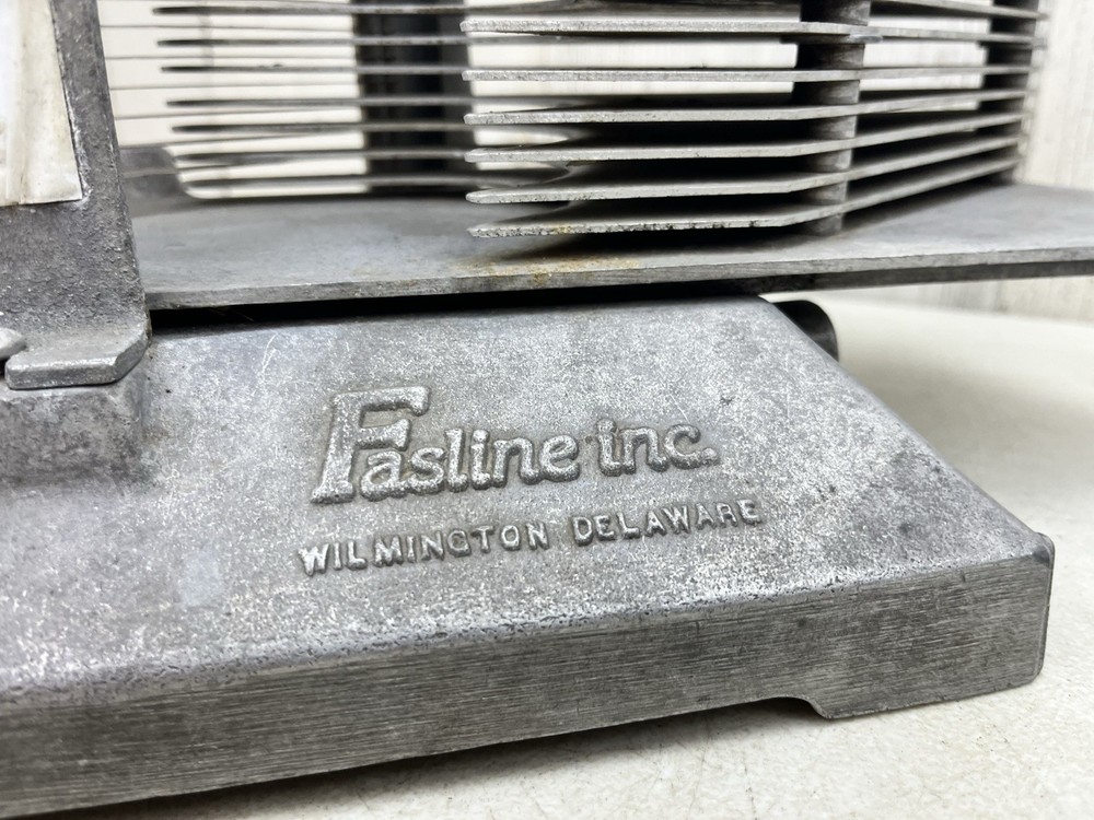 Fasline Tomato Witch Vegetable Fruit Slicer Cutter Commercial **MISSING HANDLE**