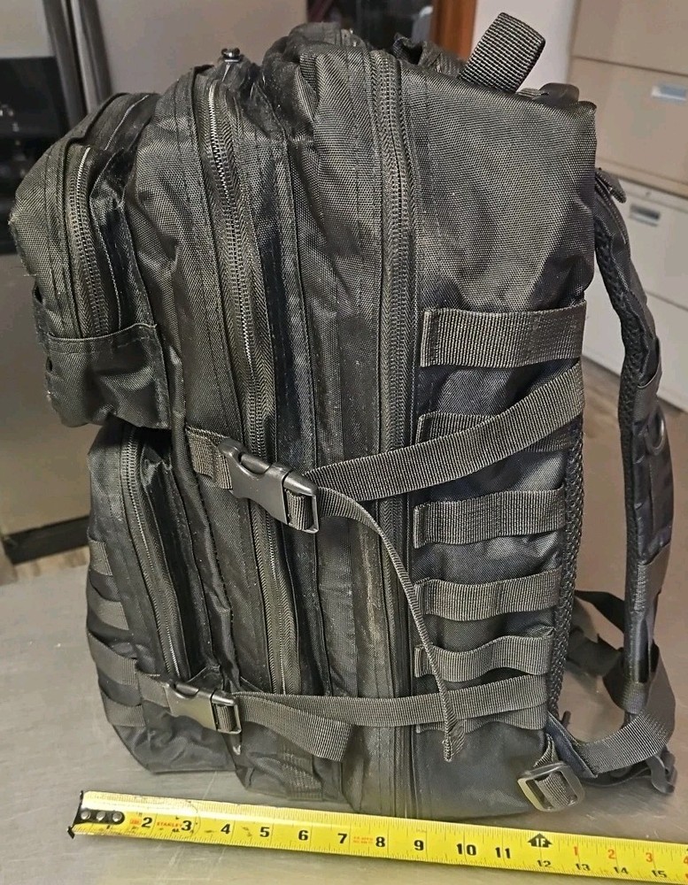 Ultimate US Army Backpack: Dual-Front Pockets Great Quality and Durability