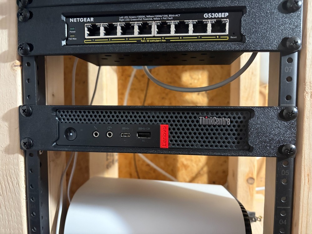 lenovo M720/920 10" rackmount (mount only)