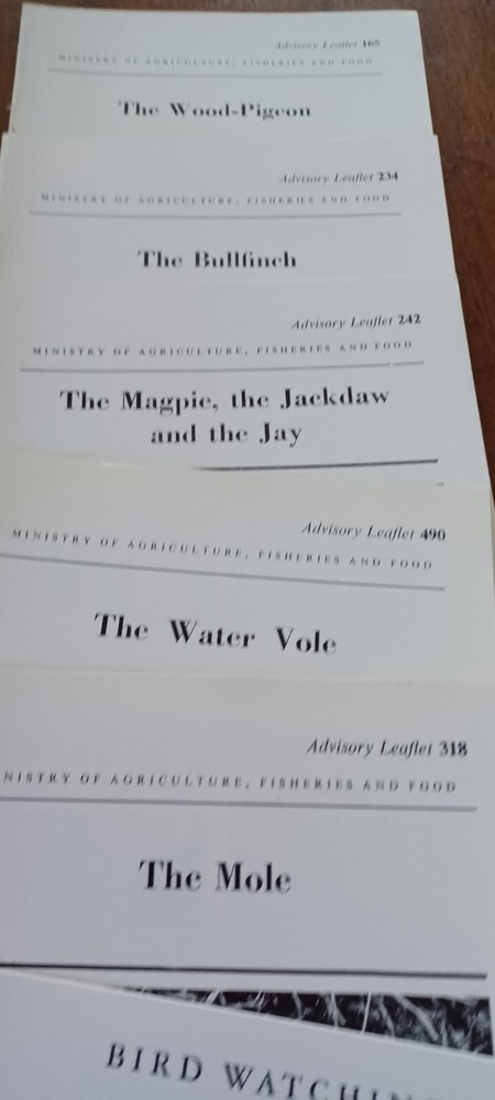 Various Natural History Leaflets X 26