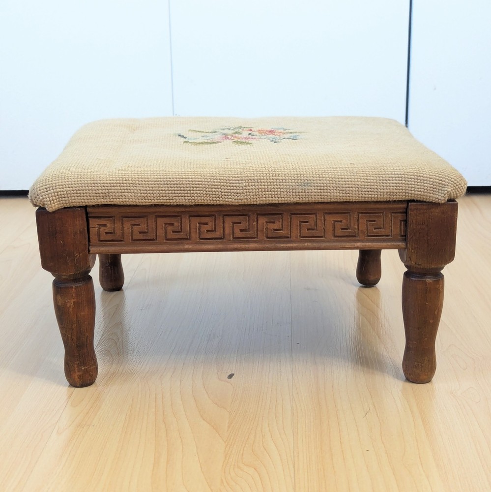 Vintage Floral Pattern Needlepoint Foot Stool Wood Rectangular 14"x12"x8"