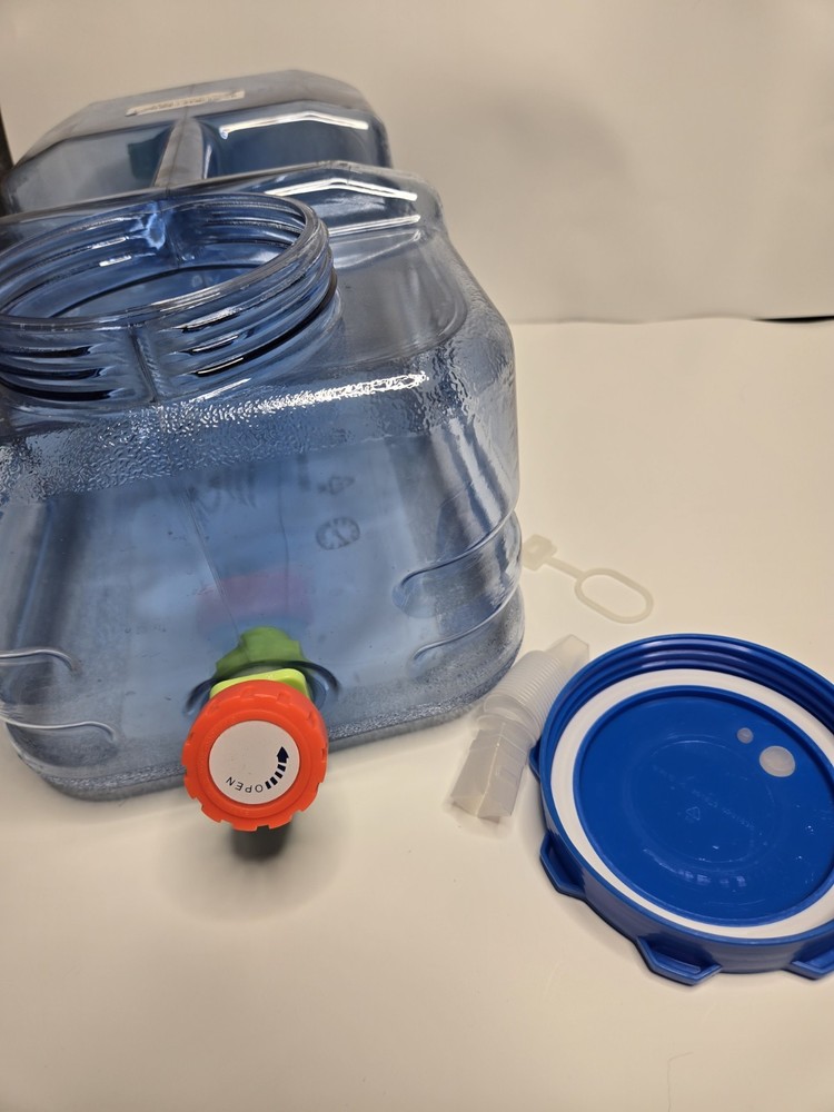 2.5 Gallon Plastic camping